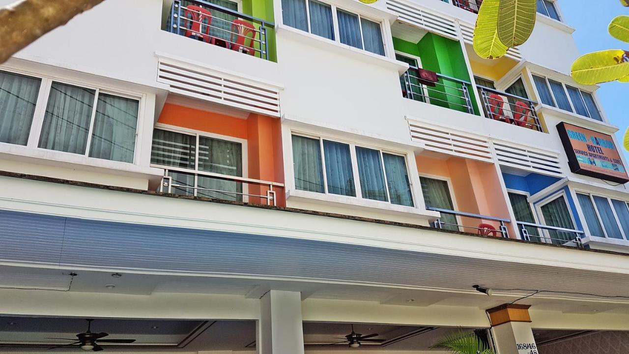 Green Harbor Hotel & Service Apartment Patong Esterno foto